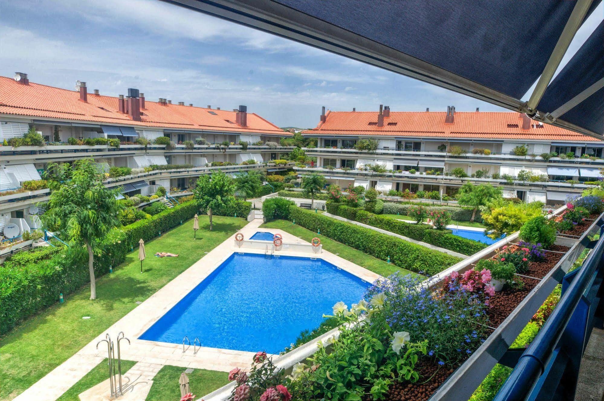 Duplex Park De Mar Leilighet Sitges Eksteriør bilde
