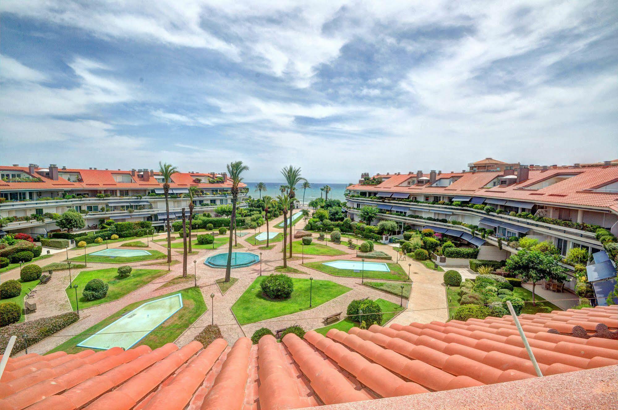 Duplex Park De Mar Leilighet Sitges Eksteriør bilde